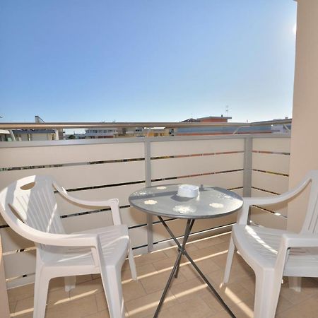Condominio Bristol บิบิโอเน ภายนอก รูปภาพ